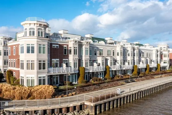 Row of Ichabod's Landing townhomes along the Hudson River esplanade